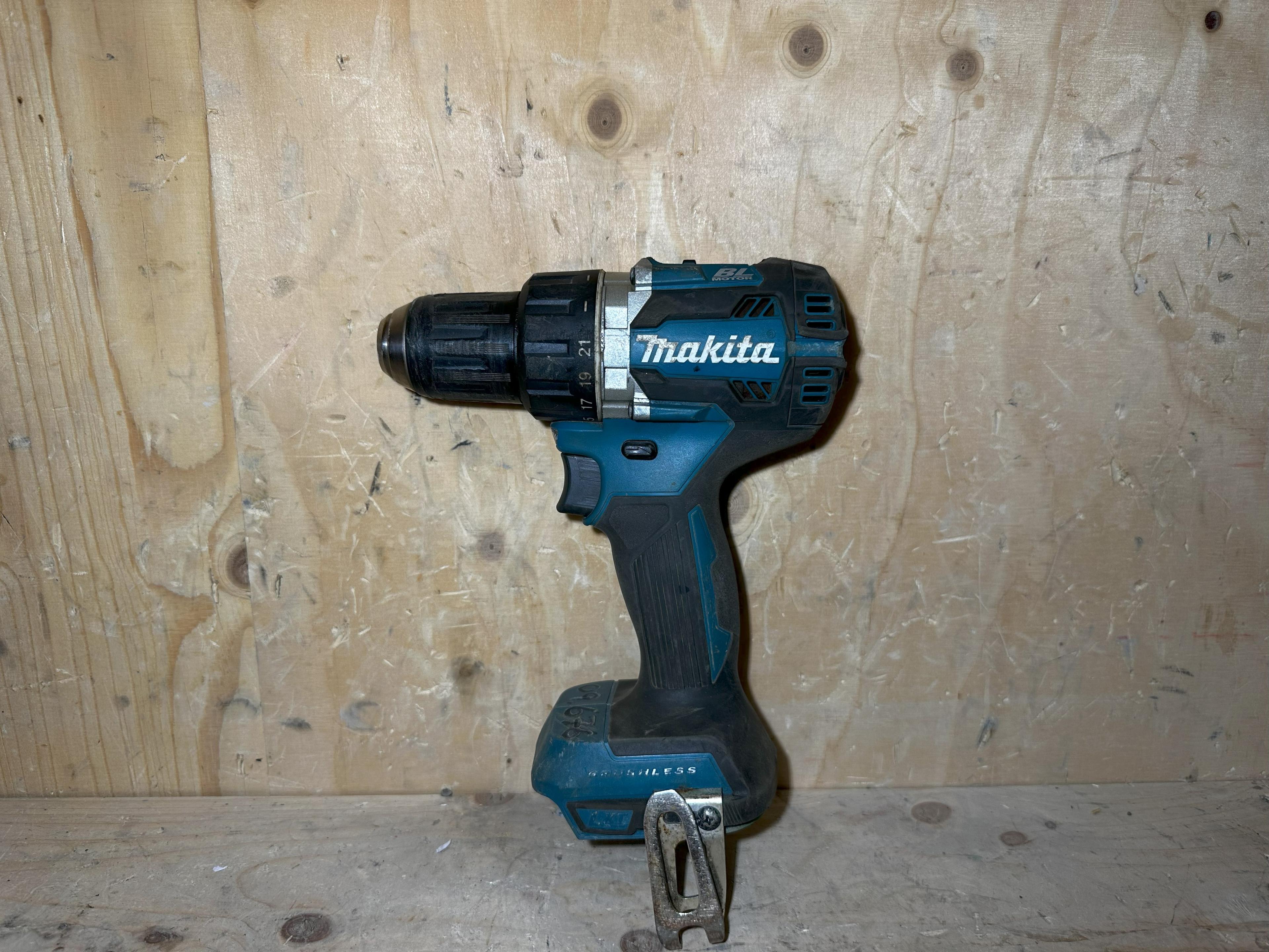 Makita drill 18v