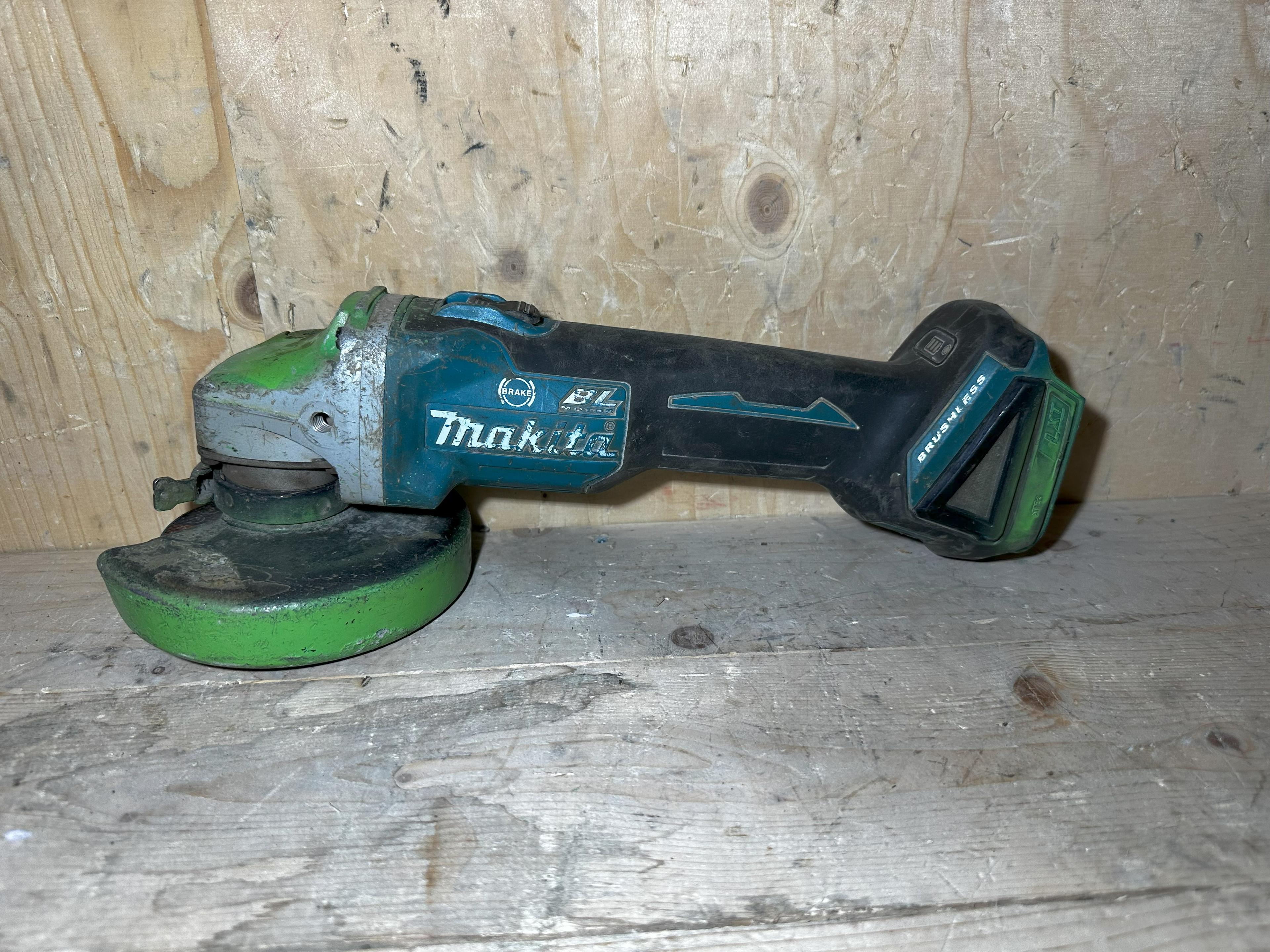Makita vinkelkutter 18v